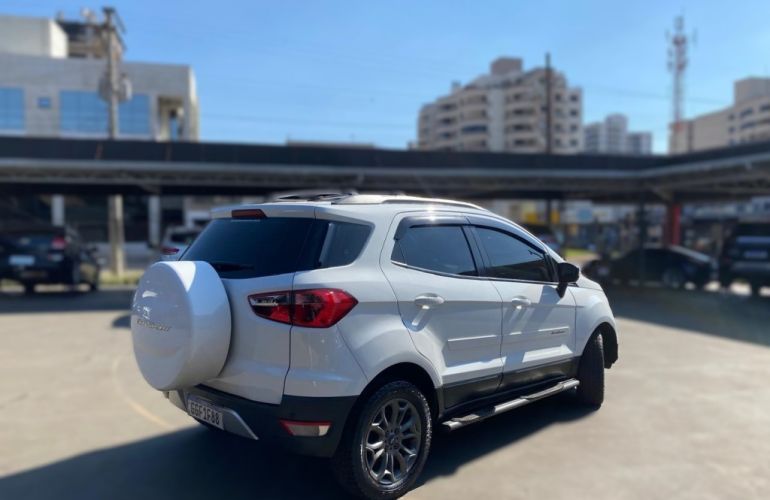 Ford Ecosport Freestyle 1.6 16V (Flex) - Foto #3