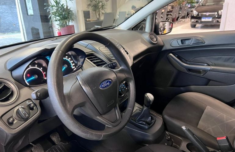 Ford Fiesta 1.5 S Hatch 16v - Foto #5
