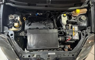 Ford Ka 1.0 MPi 8v - Foto #7