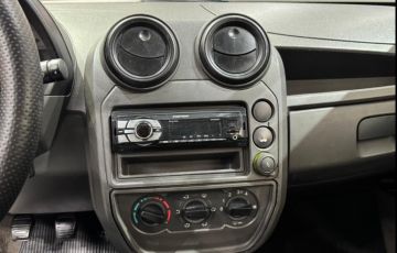 Ford Ka 1.0 MPi 8v - Foto #10