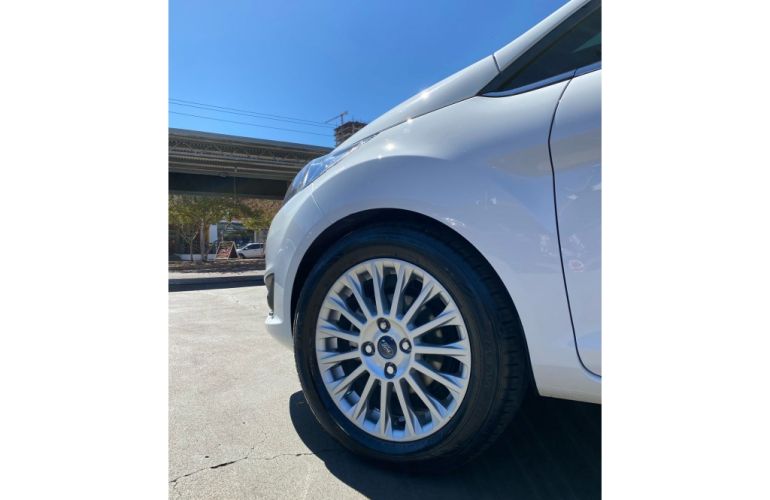 Ford New Fiesta Titanium 1.6 16V (Aut) - Foto #10