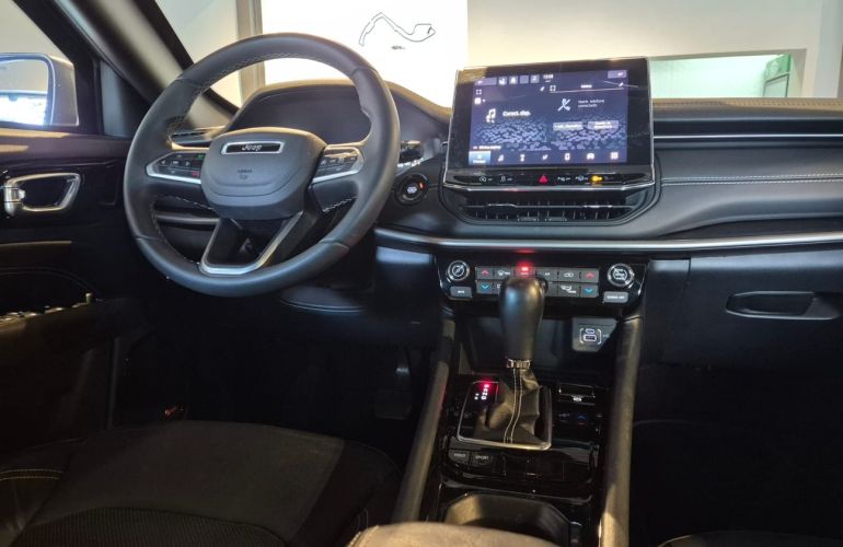 Jeep Compass 1.3 T270 Turbo Longitude 80 Anos - Foto #5