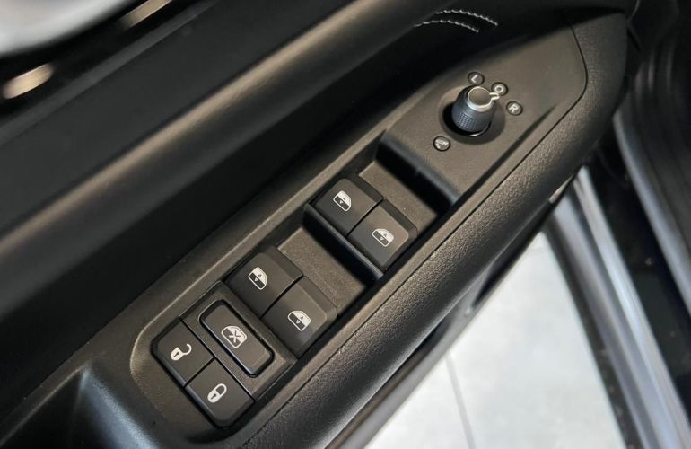 Jeep Compass 2.0 16V Longitude - Foto #9