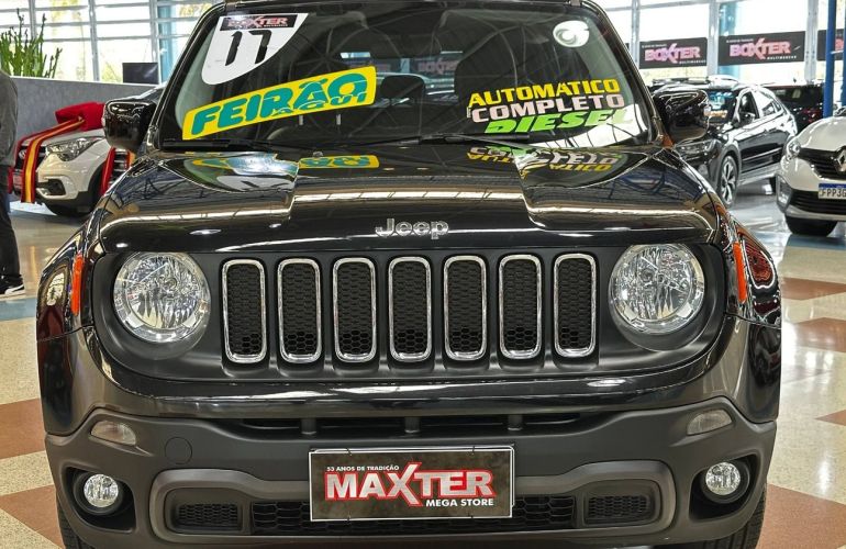 Jeep Renegade 2.0 16V Turbo Longitude 4x4 - Foto #2