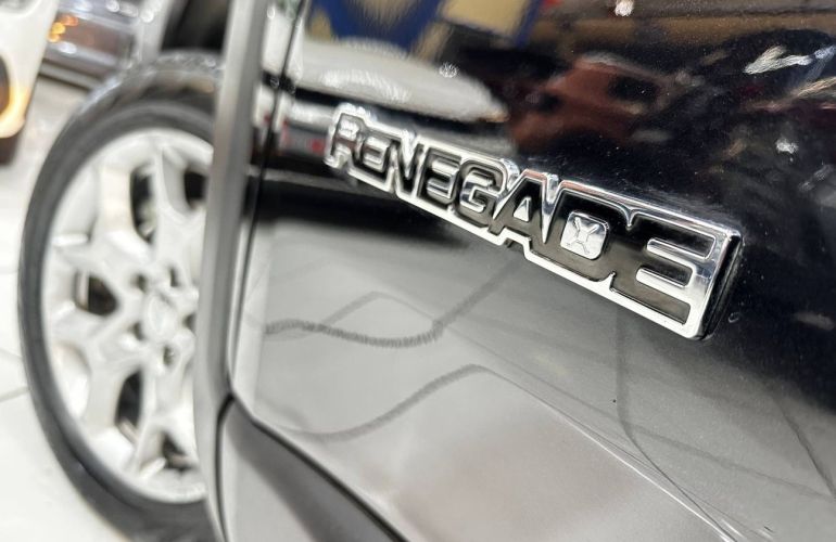 Jeep Renegade 2.0 16V Turbo Longitude 4x4 - Foto #7