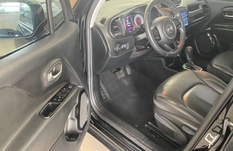 Jeep Renegade 1.8 16V Sport - Foto #8