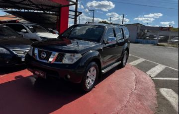 Nissan Pathfinder 4.0 Le 4x4 V6 24v - Foto #6