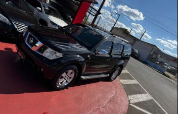 Nissan Pathfinder 4.0 Le 4x4 V6 24v - Foto #9