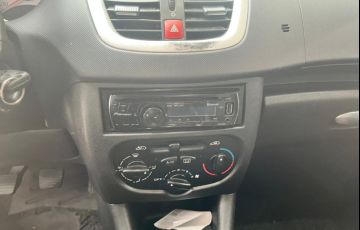 Peugeot 207 Hatch XR 1.4 8V (flex) 2p - Foto #8