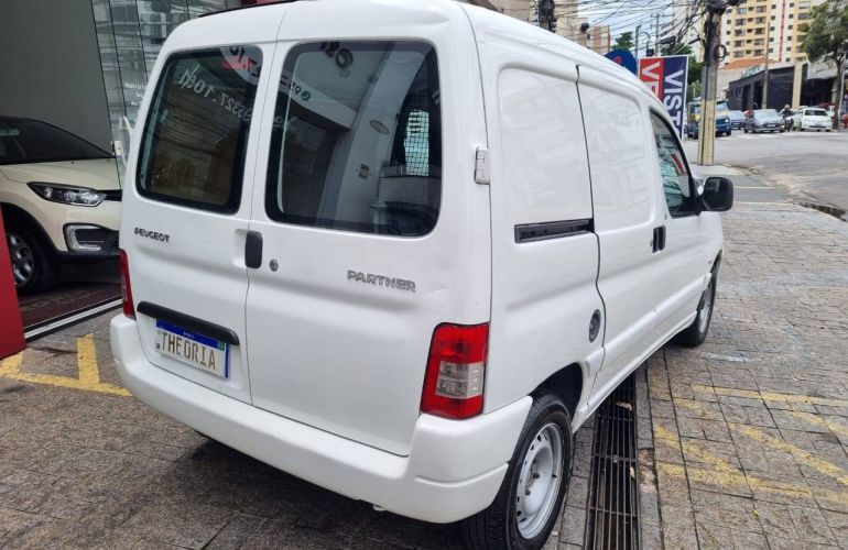 Peugeot Partner 1.6 Furgão 800kg 16v - Foto #7