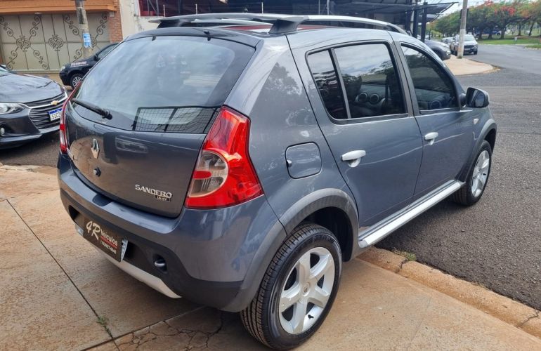 Renault Sandero 1.6 Stepway 16v - Foto #5