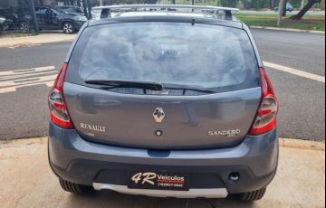 Renault Sandero 1.6 Stepway 16v - Foto #6