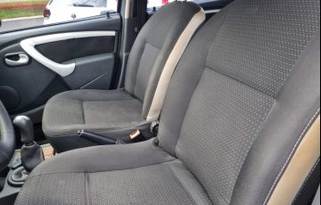 Renault Sandero 1.6 Stepway 16v - Foto #10