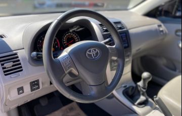 Toyota Corolla Sedan GLi 1.8 16V (flex) - Foto #5