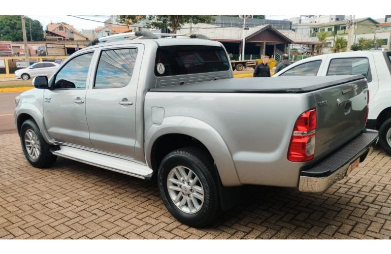 Toyota Hilux 2.7 SRV CD 4x2 (Flex) (Aut) - Foto #5