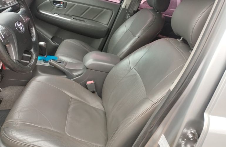 Toyota Hilux 2.7 SRV CD 4x2 (Flex) (Aut) - Foto #7