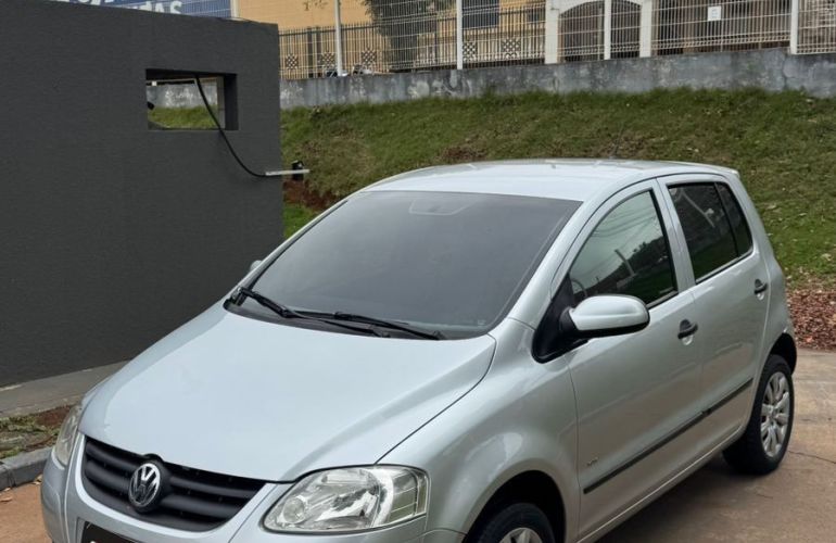 Volkswagen Fox 1.6 Mi Plus 8v - Foto #2