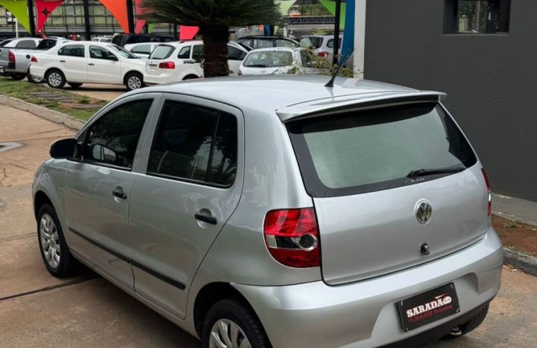 Volkswagen Fox 1.6 Mi Plus 8v - Foto #8