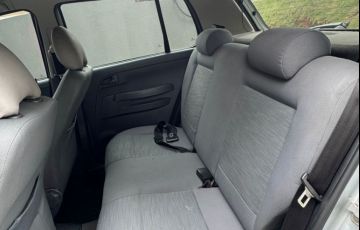 Volkswagen Fox 1.6 Mi Plus 8v - Foto #10