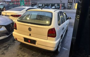 Volkswagen Gol 1.0 Mi 16V Gasolina 4p Manual - Foto #4