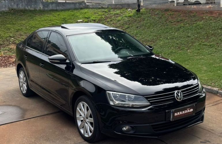 Volkswagen Jetta 2.0 Comfortline - Foto #2