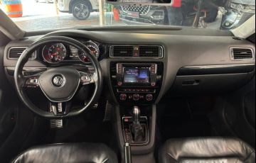 Volkswagen Jetta 2.0 TSi Highline 211cv - Foto #9