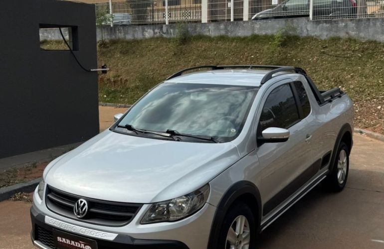 Volkswagen Saveiro 1.6 Cross CE 8v - Foto #2