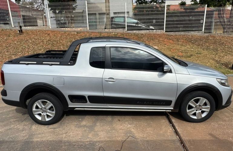 Volkswagen Saveiro 1.6 Cross CE 8v - Foto #4