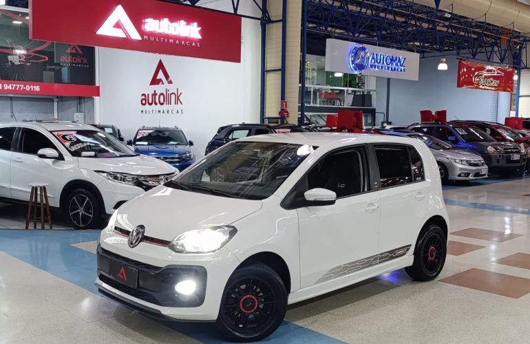 Volkswagen Up 1.0 170 TSi Total Connect - Foto #1