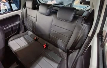 Volkswagen Up 1.0 170 TSi Total Connect - Foto #9