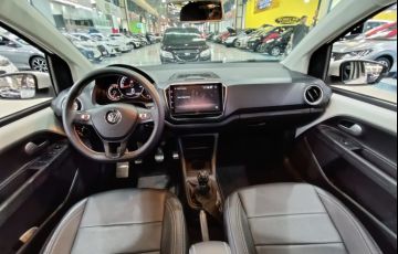 Volkswagen Up 1.0 170 TSi Total Connect - Foto #10
