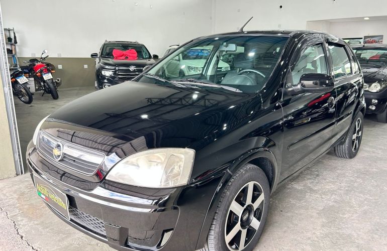 Chevrolet Corsa 1.4 MPFi Premium 8V Flex 4p Manual - Foto #1