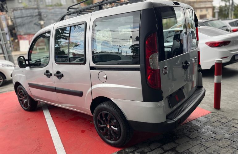 Fiat Doblo 1.8 MPi Essence 7l 16V Flex 4p Manual - Foto #5
