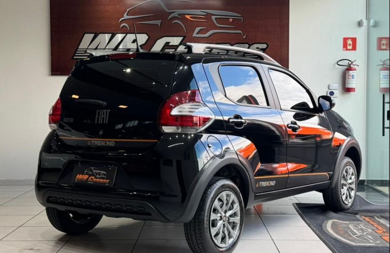 Fiat Mobi 1.0 Evo Trekking - Foto #4