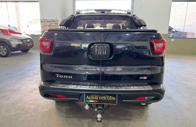 Fiat Toro 2.0 16V Turbo Diesel Volcano 4WD At9 - Foto #4