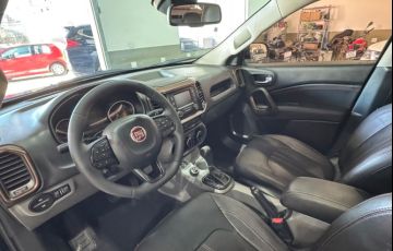 Fiat Toro 2.0 16V Turbo Diesel Volcano 4WD At9 - Foto #9