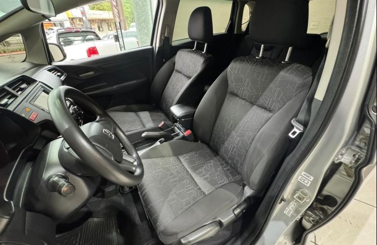 Honda Fit 1.5 LX 16v - Foto #6