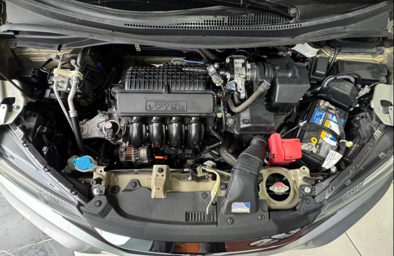 Honda Fit 1.5 LX 16v - Foto #8