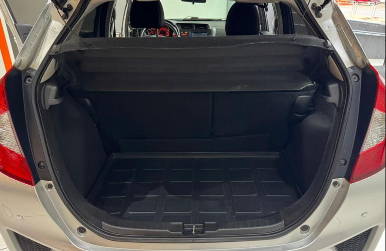 Honda Fit 1.5 LX 16v - Foto #9