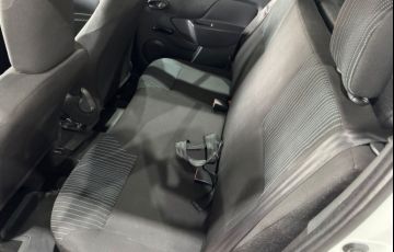 Renault Sandero 1.0 12v Sce Flex Authentique Manual - Foto #9