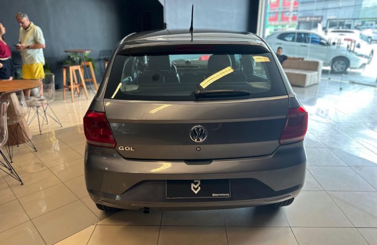 Volkswagen Gol 1.0 12v MPi Totalflex 4p Manual - Foto #5