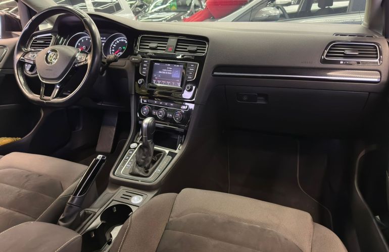 Volkswagen Golf 1.4 TSi Highline 16v - Foto #10