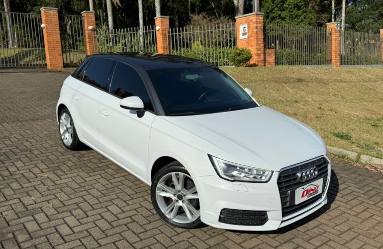 Audi A1 1.4 TFSI Sportback Attraction S Tronic - Foto #2