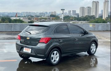 Chevrolet Onix 1.4 MPFi LT 8v - Foto #3