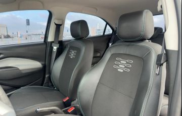 Chevrolet Onix 1.4 MPFi LT 8v - Foto #8