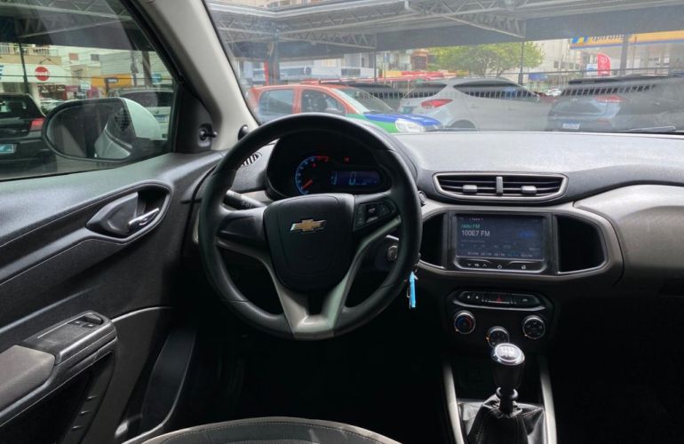 Chevrolet Prisma 1.4 LT SPE/4 - Foto #9