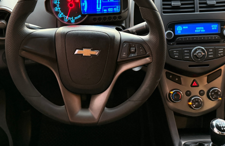 Chevrolet Sonic Sedan LTZ 1.6 - Foto #4