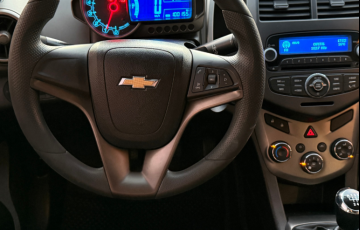 Chevrolet Sonic Sedan LTZ 1.6 - Foto #4