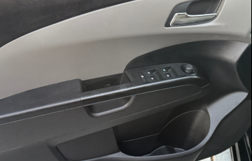 Chevrolet Sonic Sedan LTZ 1.6 - Foto #8