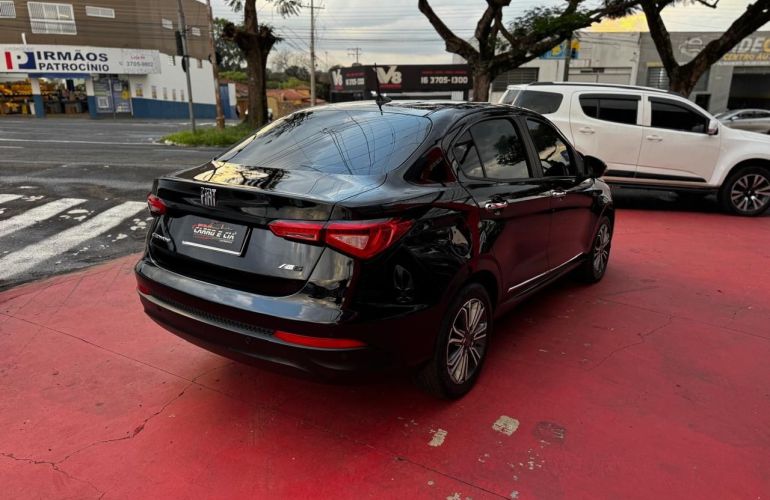 Fiat Cronos 1.8 E.torq Precision - Foto #10